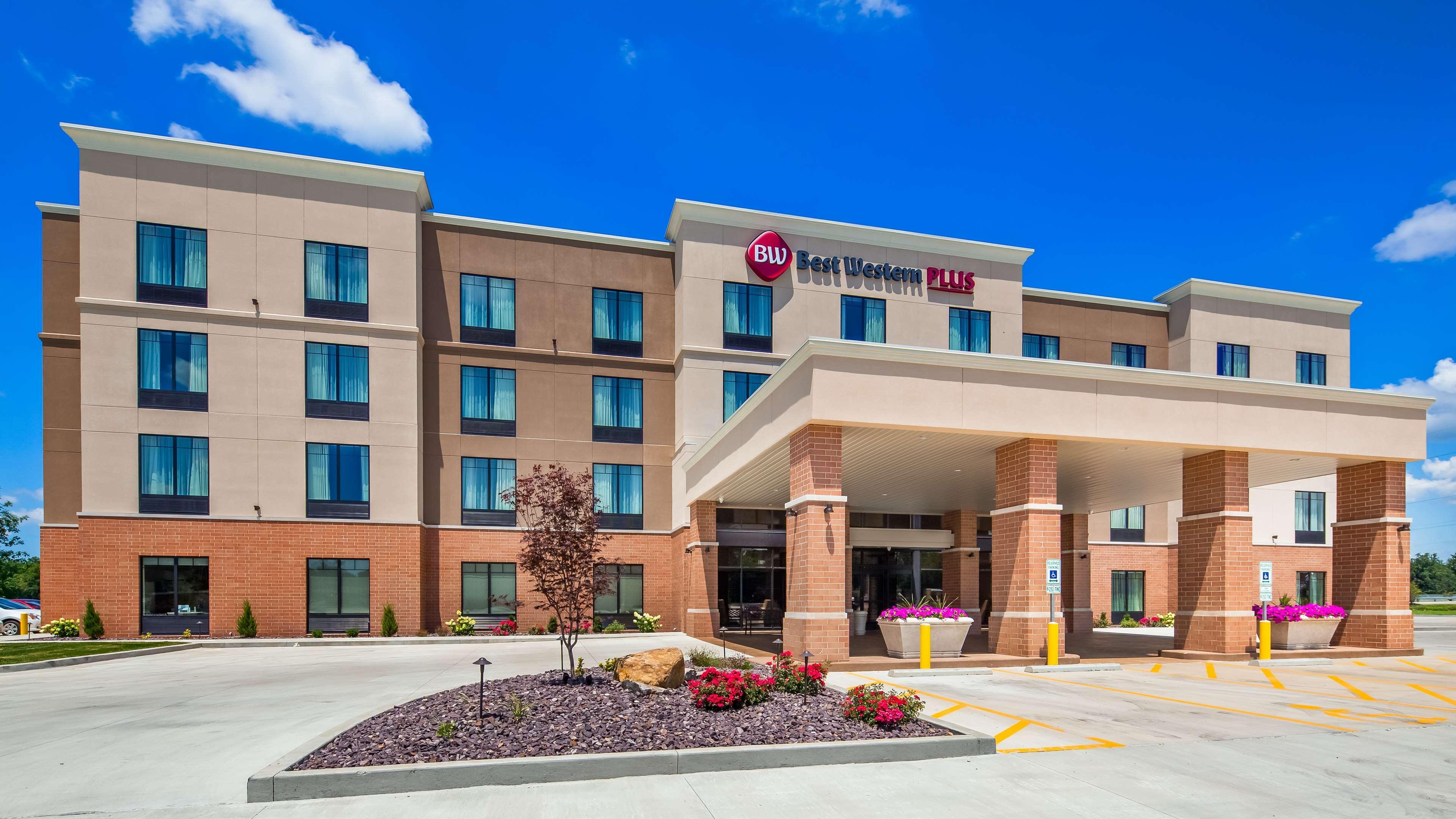 Best Western Plus Centralia Hotel & Suites Zewnętrze zdjęcie