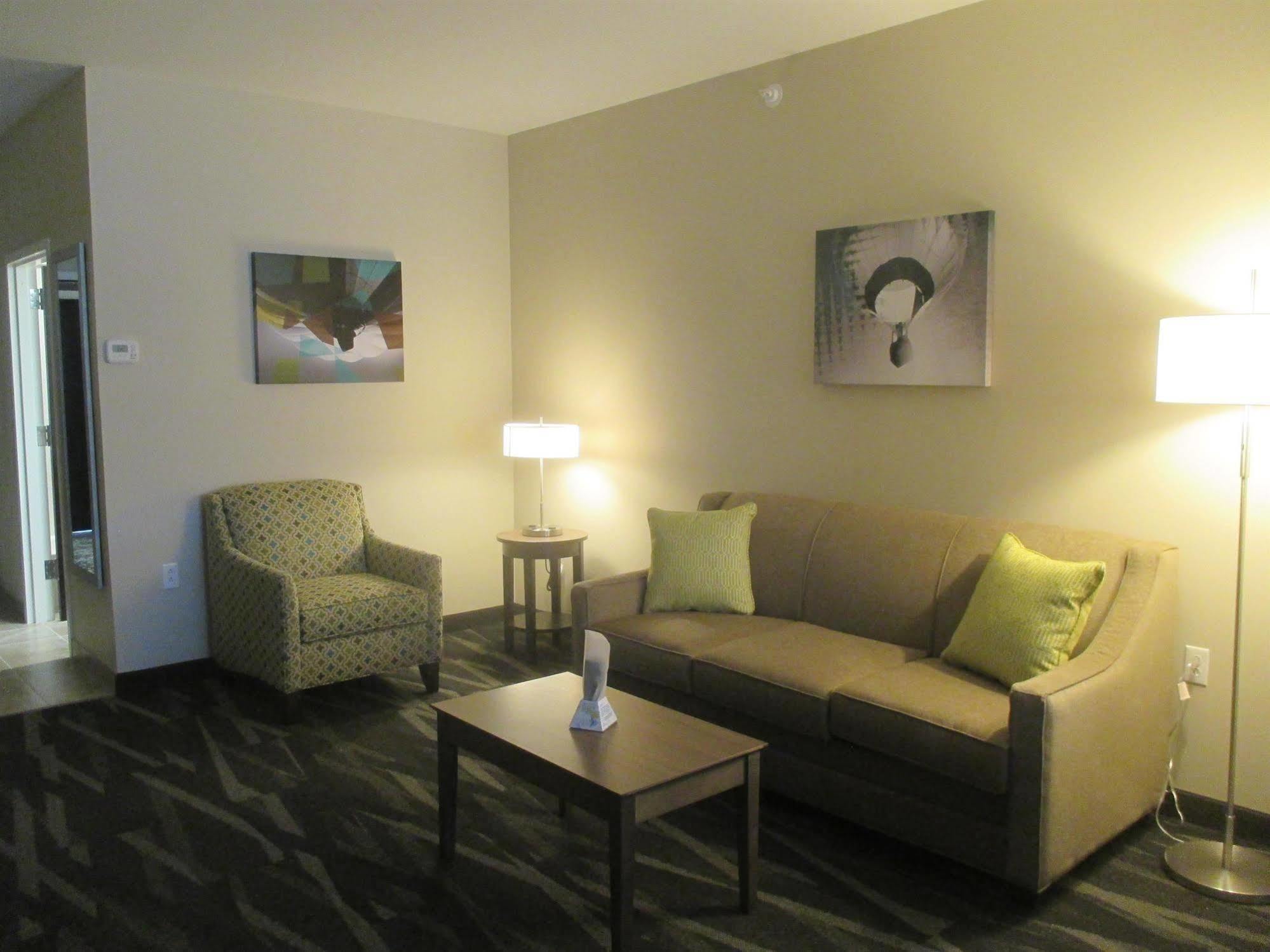 Best Western Plus Centralia Hotel & Suites Zewnętrze zdjęcie